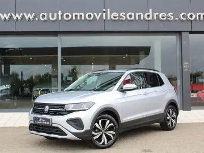 Usado VW T-Cross Life 116 CV (85 kW) 2025 Gris / plata SUV