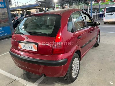 Usado Citroën C3 75 CV (55 kW) 2003 Granate Berlina