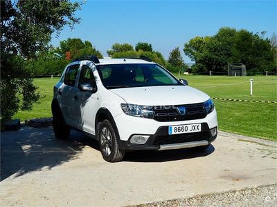Blanco Usado 2017 Dacia Sandero Stepway Berlina | 9690 € (Precio justo)