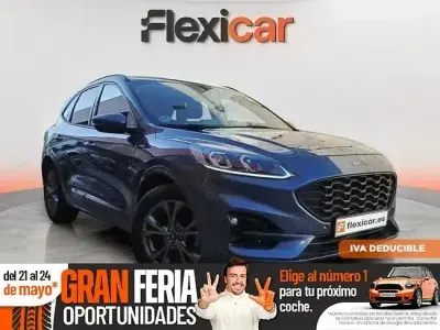 Usado Ford Kuga ST-Line 150 HP (110 kW) 2022 Azul SUV