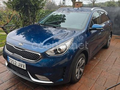 Azul Usado 2017 Kia Niro SUV | 8900 €