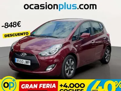 Usado Hyundai ix20 90 CV (66 kW) 2017 Rojo Utilitario