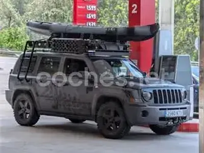 Usado Jeep Patriot Limited 140 CV (102 kW) 2007 Gris / plata SUV
