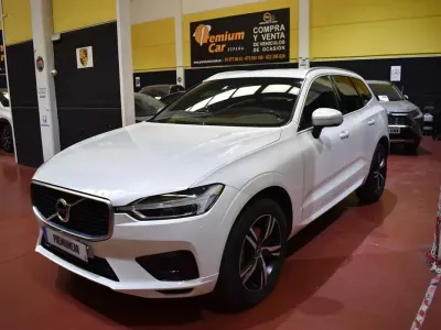 Usado Volvo XC60 R-Design 190 CV (139 kW) 2019 Blanco SUV