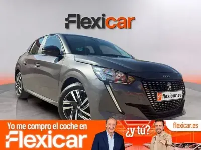Usado Peugeot 208 Active 100 CV (73 kW) 2023 Gris Utilitario