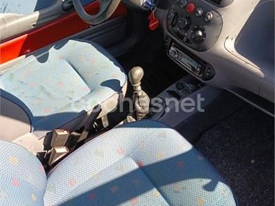 Usado Fiat Seicento Young 54 CV (39 kW) 1999 Rojo Utilitario