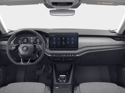 Gris Usado 2024 Skoda Octavia | 32.290 € (Un poco caro)