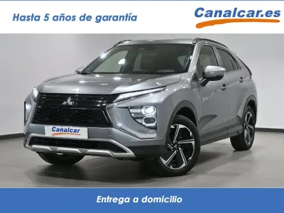 Usado Mitsubishi Eclipse Cross 188 CV (138 kW) 2024 Gris SUV