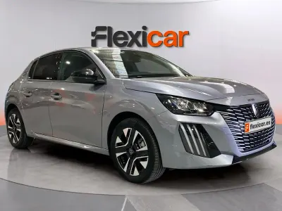 Usado Peugeot e-208 Allure 100 kW (136 CV) 2024 Gris Utilitario