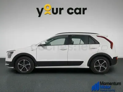 Usado Kia Niro 141 CV (103 kW) 2022 Blanco SUV