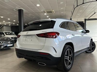 Mercedes GLA220