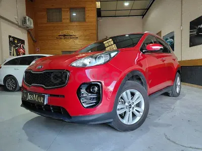 Usado Kia Sportage 132 CV (97 kW) 2018 Rojo SUV