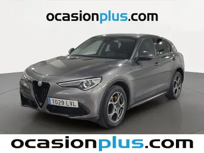 Usado Alfa Romeo Stelvio Sprint 201 CV (147 kW) 2021 Gris SUV