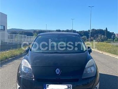 Usado Renault Scénic III Bose Edition 130 CV (95 kW) 2011 Negro Monovolumen