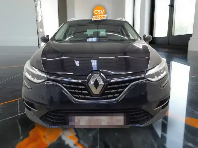 Usado Renault Mégane IV Intens 160 CV (117 kW) 2021 Negro