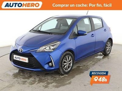 Usado Toyota Yaris Active 111 CV (81 kW) 2017 Azul Berlina