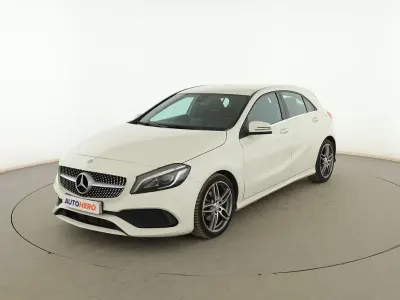 Usado Mercedes A200 AMG 135 CV (99 kW) 2017 Blanco Berlina