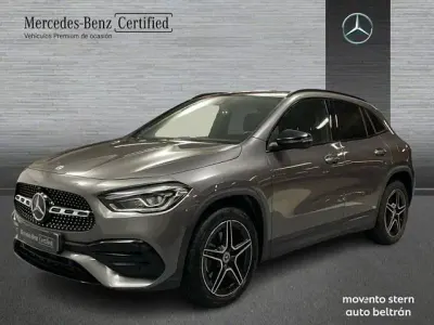 Usado Mercedes GLA250 AMG line 218 CV (160 kW) 2022 Gris montaña SUV