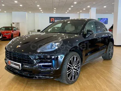 Używany Porsche Macan 245 KM (180 kW) 2019 Czarny SUV
