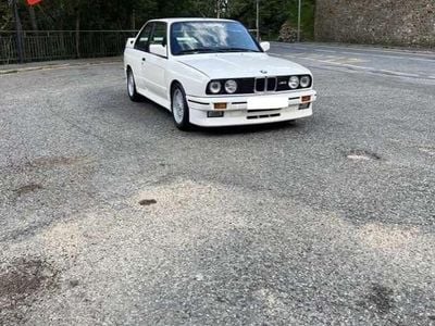 Usado BMW M3 200 CV (147 kW) 1987 Blanco Coupe