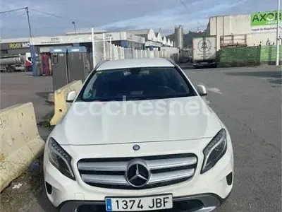 Usado Mercedes GLA200 Style 136 CV (100 kW) 2014 Blanco SUV