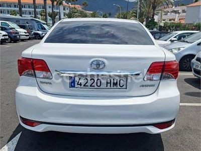 Blanco Usado 2012 Toyota Avensis Advance Berlina | 10.450 € (Un poco caro)