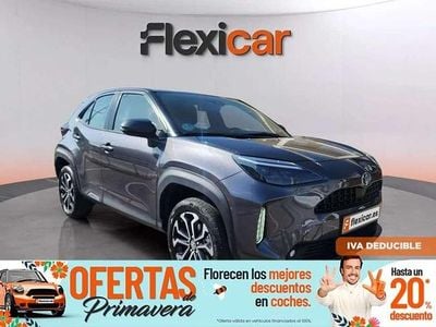 Usado Toyota Yaris Cross Active 116 CV (85 kW) 2024 Gris SUV
