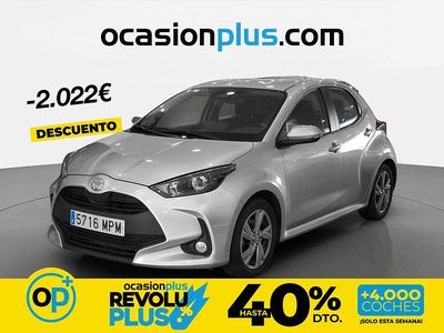 Usado Toyota Yaris Hybrid Active 116 CV (85 kW) 2024 Gris Berlina