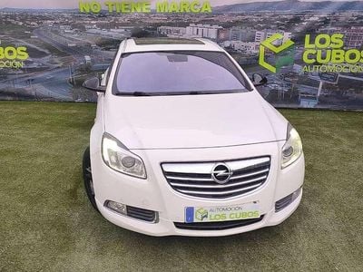 Usado Opel Insignia Sportive 194 CV (142 kW) 2013 Blanco Familiar