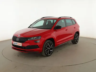 Usado Skoda Karoq SportLine 150 CV (110 kW) 2021 Rojo SUV