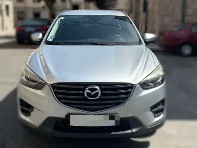 Usado Mazda CX-5 Luxury 150 CV (110 kW) 2016 Gris SUV