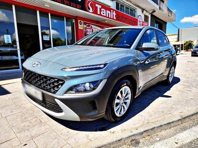 Usado Hyundai Kona 120 CV (88 kW) 2022 Gris SUV