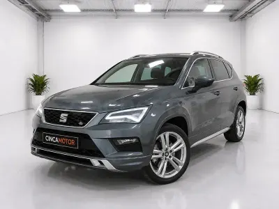 Usado Seat Ateca 4Drive 150 CV (110 kW) 2017 Gris / plata SUV
