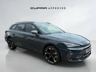 Usado Cupra Leon 204 CV (150 kW) 2024 Azul Familiar