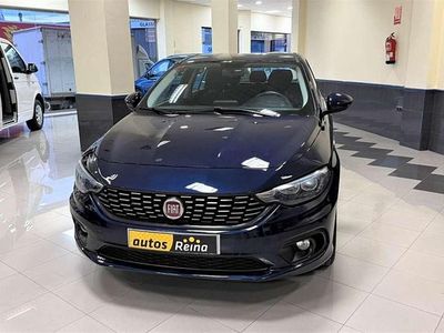 Usado Fiat Tipo Mirror 95 CV (69 kW) 2020 Azul Familiar