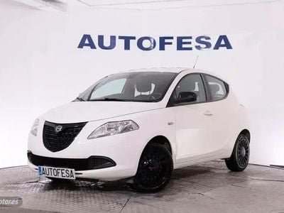 Blanco Usado 2014 Lancia Ypsilon Utilitario | 6850 € (Precio justo)