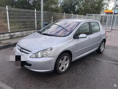 Usado Peugeot 307 136 CV (100 kW) 2004 Gris / plata Berlina