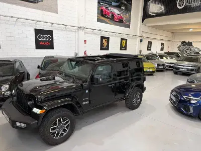 Usado Jeep Wrangler Sahara 381 CV (280 kW) 2023 Negro SUV