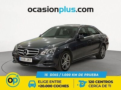 Usado Mercedes E220 170 CV (125 kW) 2015 Gris Berlina