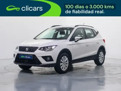 Usado Seat Arona Ecomotive 115 CV (84 kW) 2019 Blanco SUV