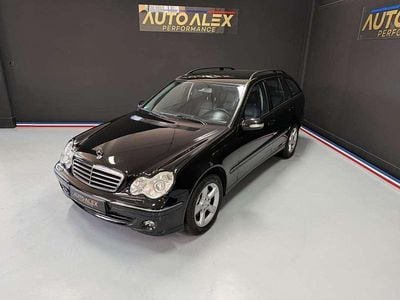 Käytetty Mercedes C220 Avantgarde 150 HP (110 kW) 2006 Musta Farmari