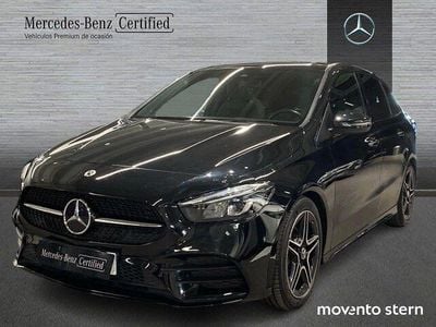 Usado Mercedes B200 150 CV (110 kW) 2022 Negro cosmos Monovolumen