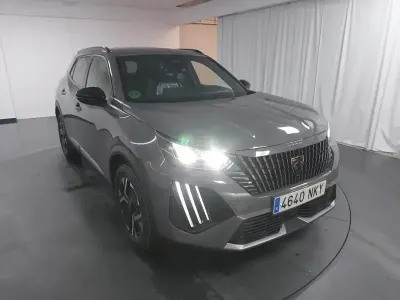 Nuevo Peugeot 2008 Allure 100 CV (73 kW) 2026 Gris SUV