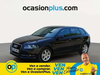 Usado Audi A3 Sportback Attraction 140 CV (102 kW) 2012 Negro Utilitario