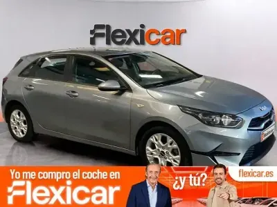 Usado Kia Ceed 100 CV (73 kW) 2021 Gris Utilitario