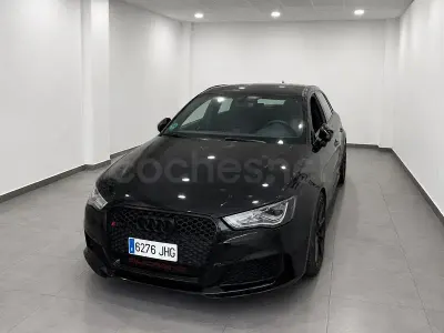 Usado Audi RS3 Advanced 367 CV (269 kW) 2015 Negro Berlina