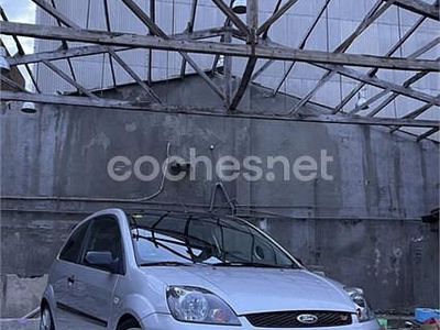 Usado Ford Fiesta ST 150 CV (110 kW) 2007 Gris / plata Utilitario
