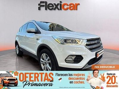 Usado Ford Kuga Trend 120 CV (88 kW) 2019 Blanco SUV