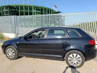 Käytetty Audi A3 Ambition 105 HP (77 kW) 2006 Musta Viistoperä