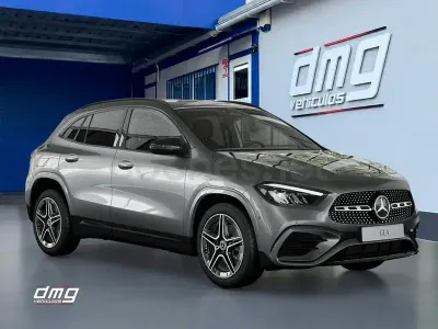 Nuevo Mercedes GLA250 218 CV (160 kW) 2025 Gris / plata SUV